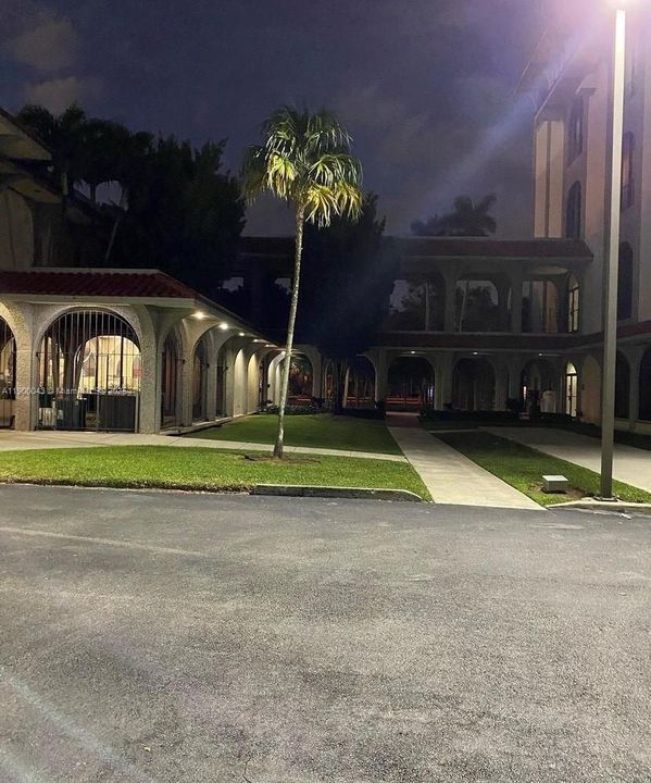 В аренду: $6,000 (0 спален, 0 ванн, 0 Квадратных фут)