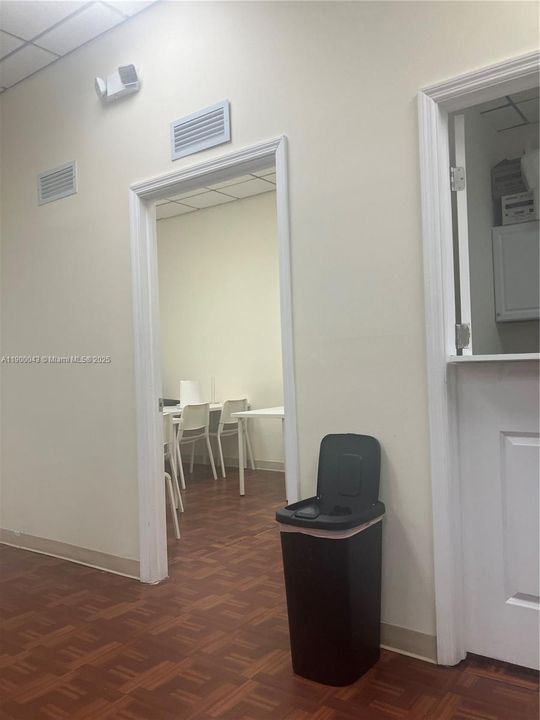 В аренду: $6,000 (0 спален, 0 ванн, 0 Квадратных фут)