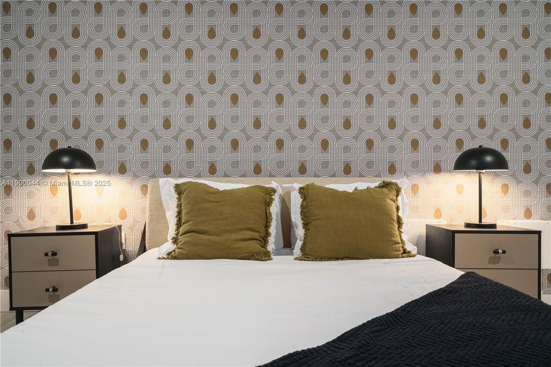 For Sale: $4,600,000 (10 beds, 9 baths, 7219 Square Feet)