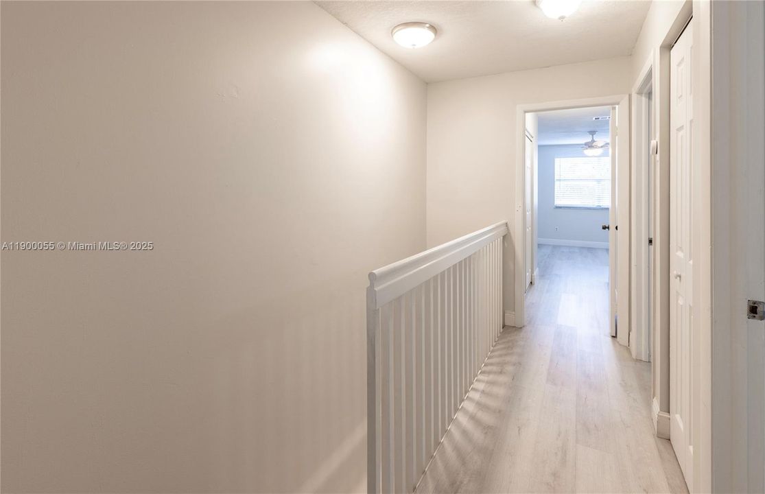 出租: $3,000 (3 贝兹, 2 浴室, 1451 平方英尺)