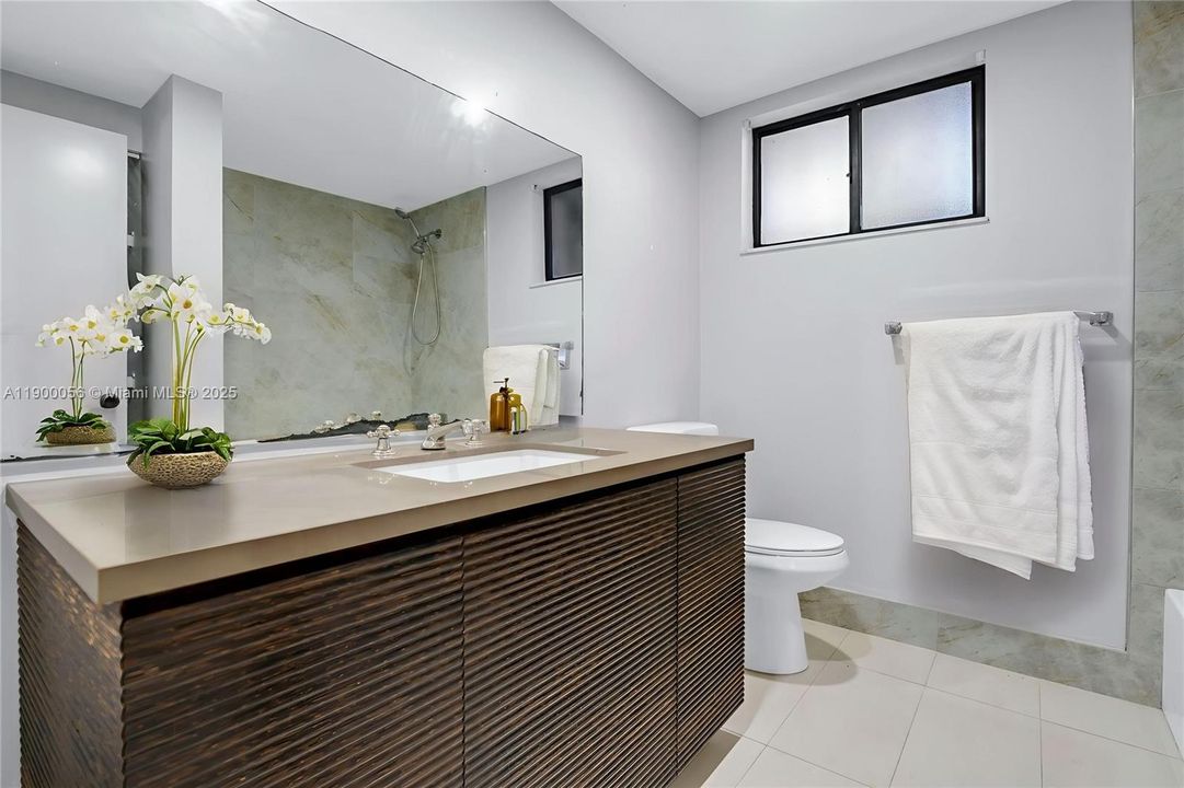 Staged Master-Bathroom