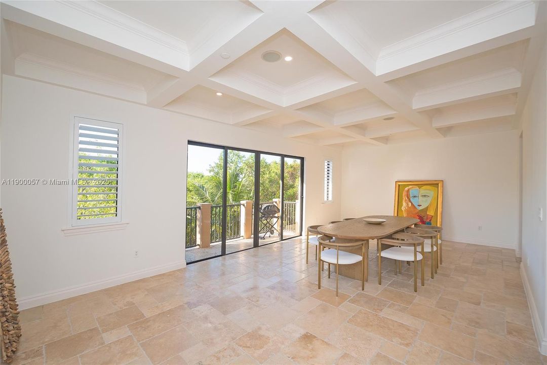 For Sale: $1,795,000 (4 beds, 4 baths, 3372 Square Feet)