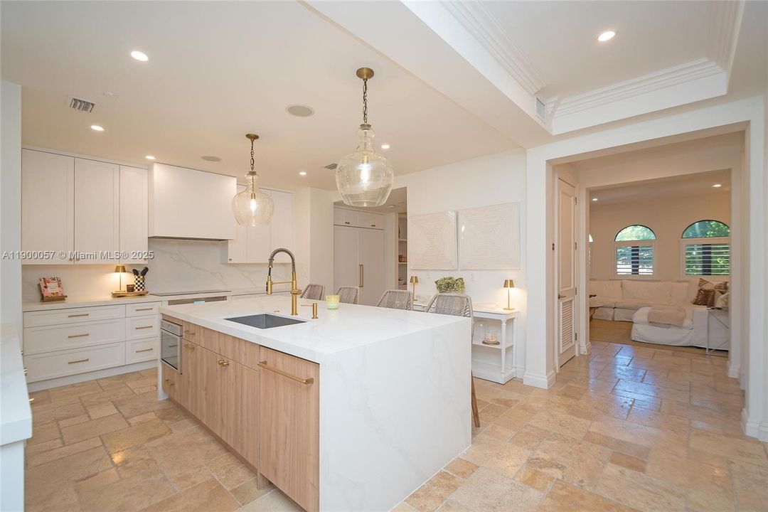 For Sale: $1,795,000 (4 beds, 4 baths, 3372 Square Feet)