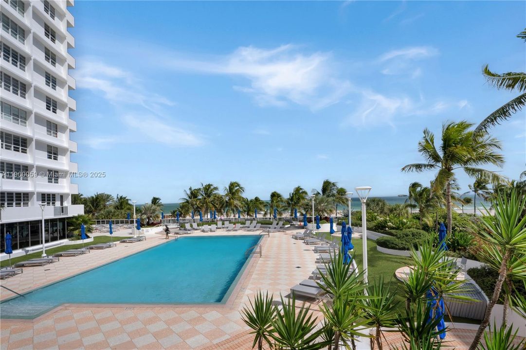 待售: $375,000 (0 贝兹, 1 浴室, 530 平方英尺)