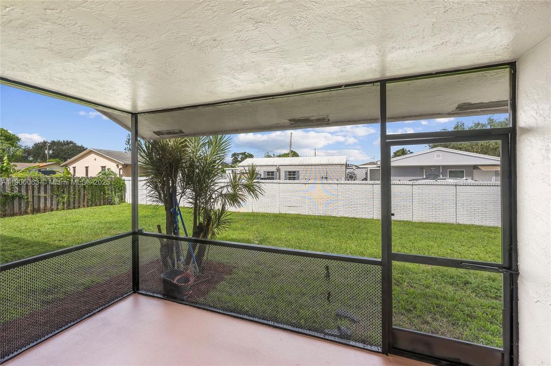 Active With Contract: $580,000 (4 beds, 2 baths, 2197 Square Feet)