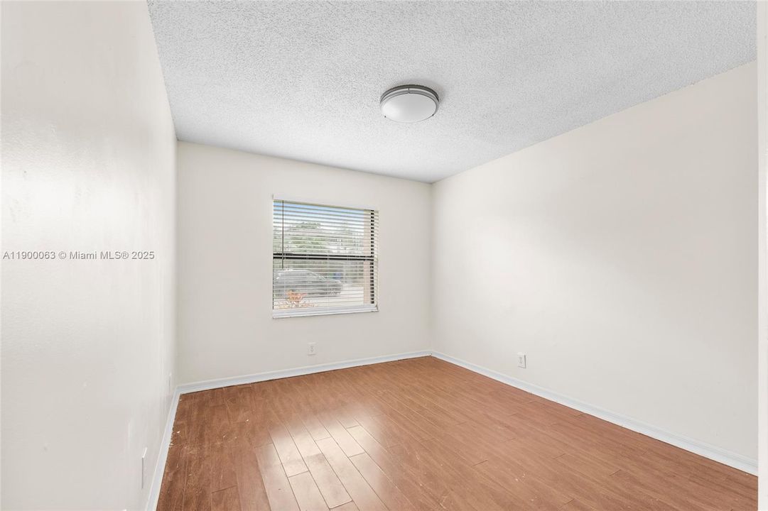 Active With Contract: $580,000 (4 beds, 2 baths, 2197 Square Feet)