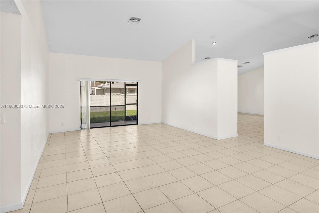 Active With Contract: $580,000 (4 beds, 2 baths, 2197 Square Feet)