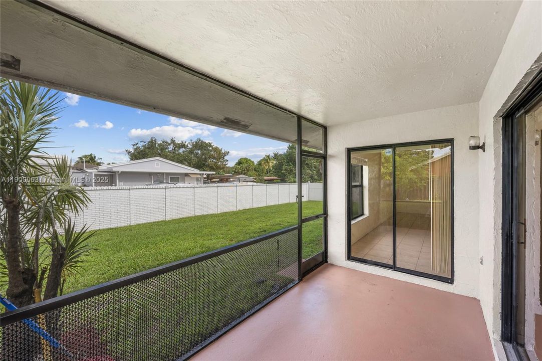 Active With Contract: $580,000 (4 beds, 2 baths, 2197 Square Feet)