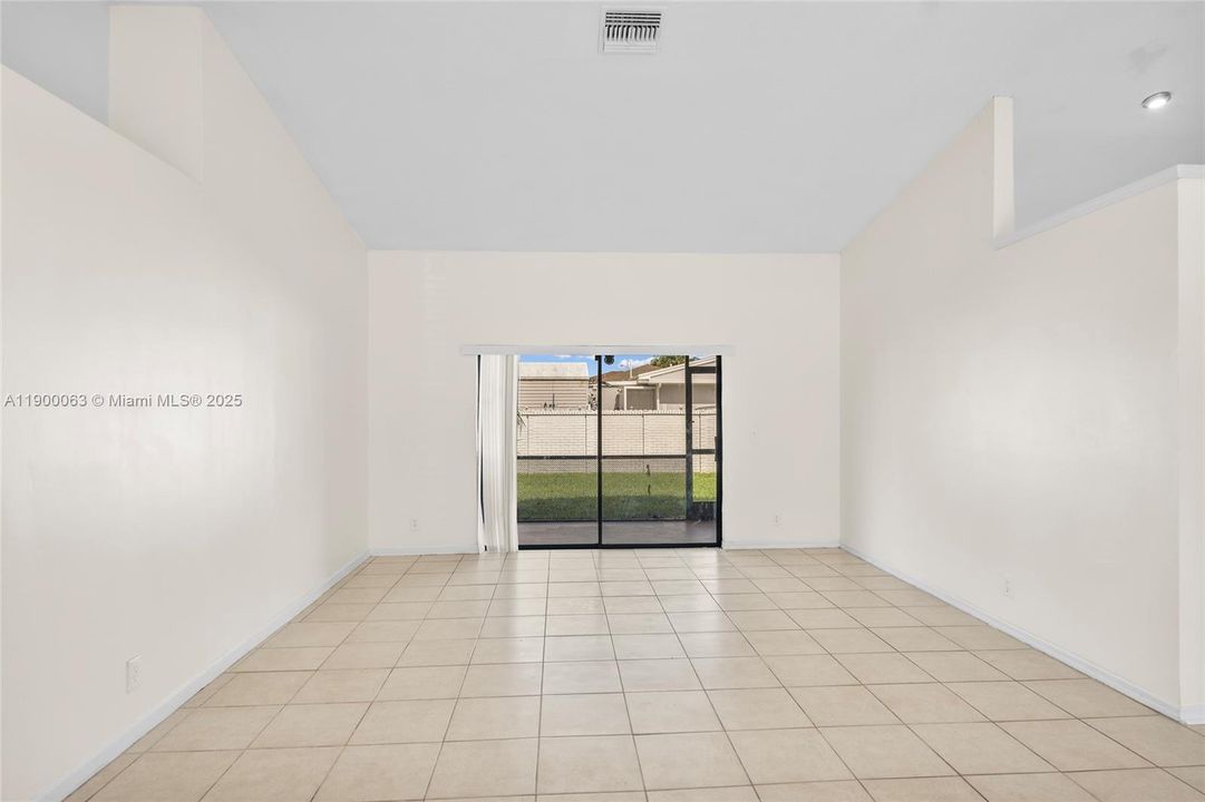 Active With Contract: $580,000 (4 beds, 2 baths, 2197 Square Feet)