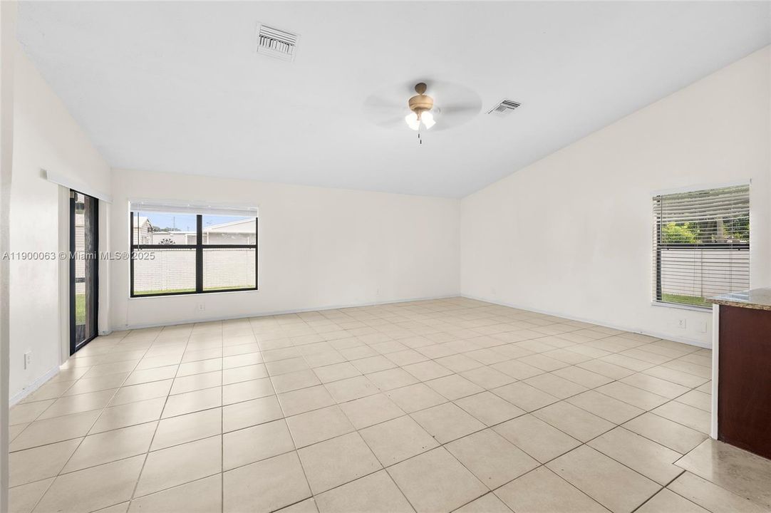 Active With Contract: $580,000 (4 beds, 2 baths, 2197 Square Feet)
