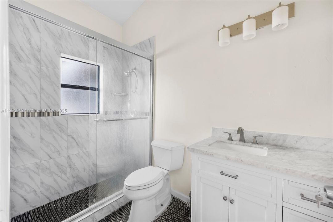 Active With Contract: $580,000 (4 beds, 2 baths, 2197 Square Feet)