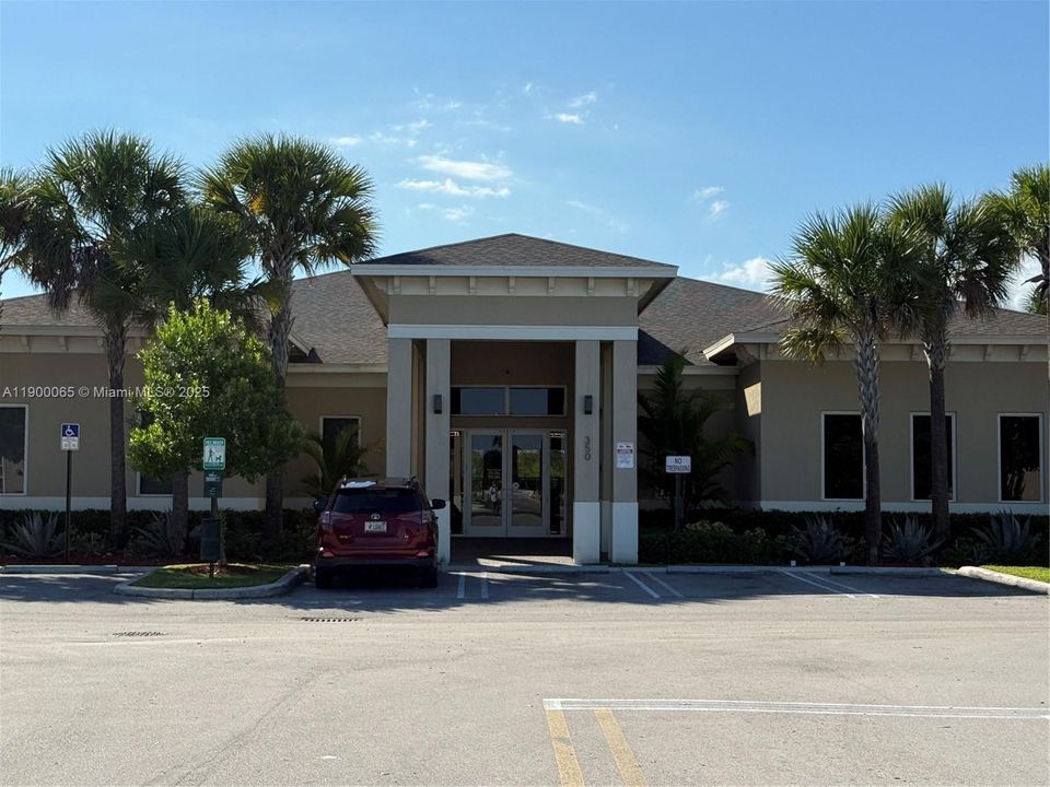 En Venta: $289,000 (2 camas, 2 baños, 1208 Pies cuadrados)