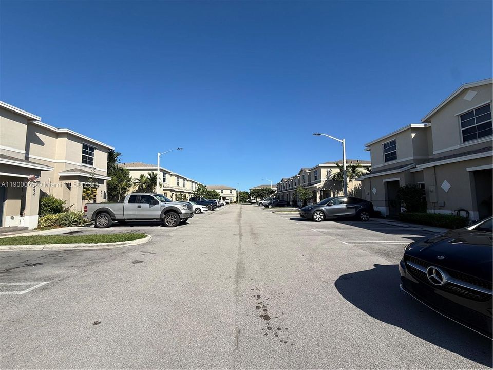 En Venta: $289,000 (2 camas, 2 baños, 1208 Pies cuadrados)