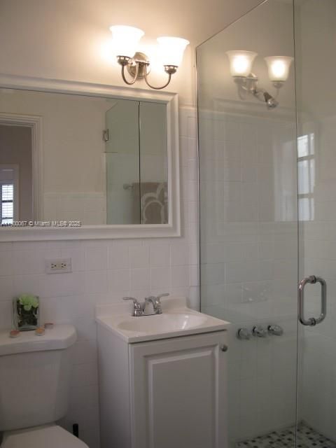 Recently Rented: $2,100 (2 beds, 2 baths, 787 Square Feet)