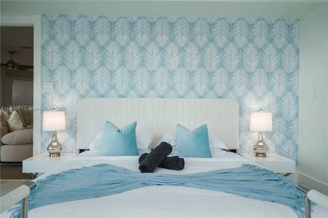 待售: $1,895,000 (6 贝兹, 4 浴室, 3590 平方英尺)