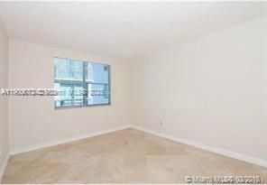 Recently Rented: $3,200 (1 beds, 1 baths, 686 Square Feet)
