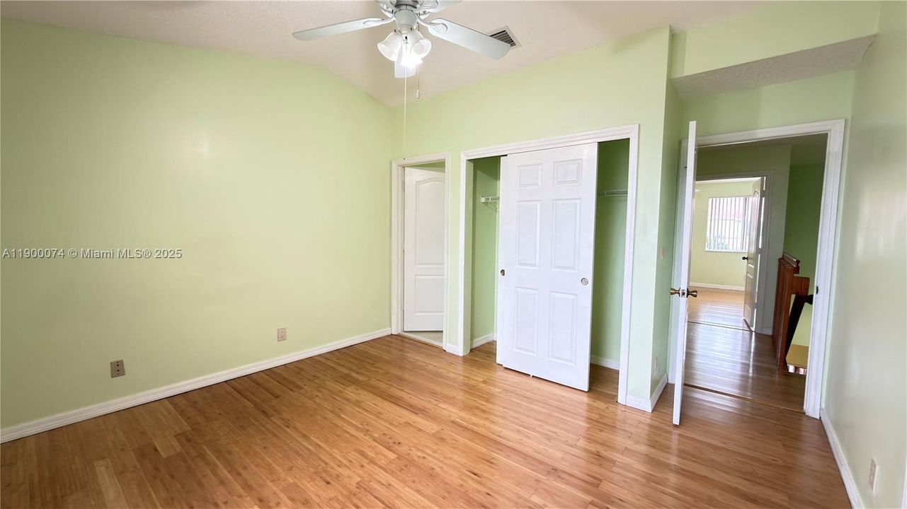 Active With Contract: $2,300 (2 beds, 2 baths, 1040 Square Feet)