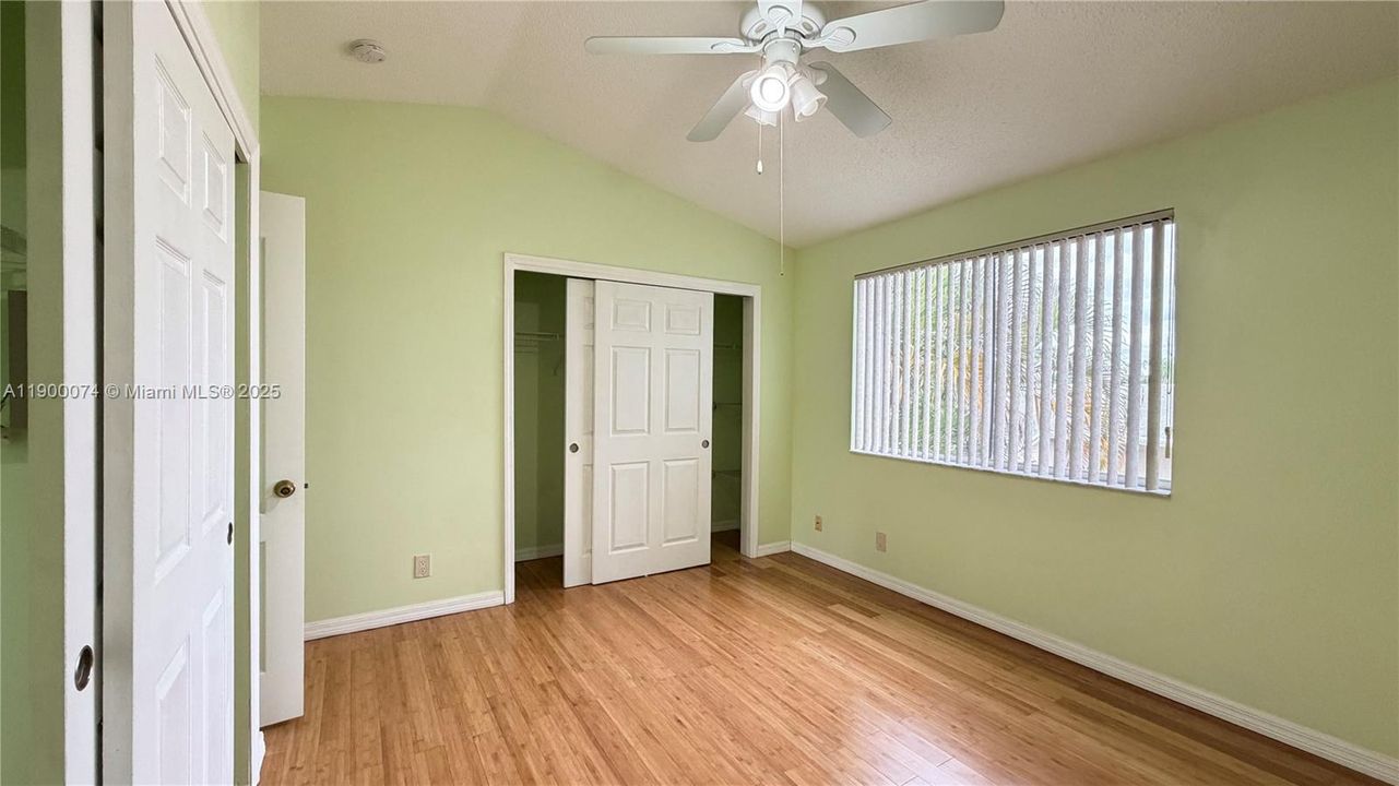 Active With Contract: $2,300 (2 beds, 2 baths, 1040 Square Feet)