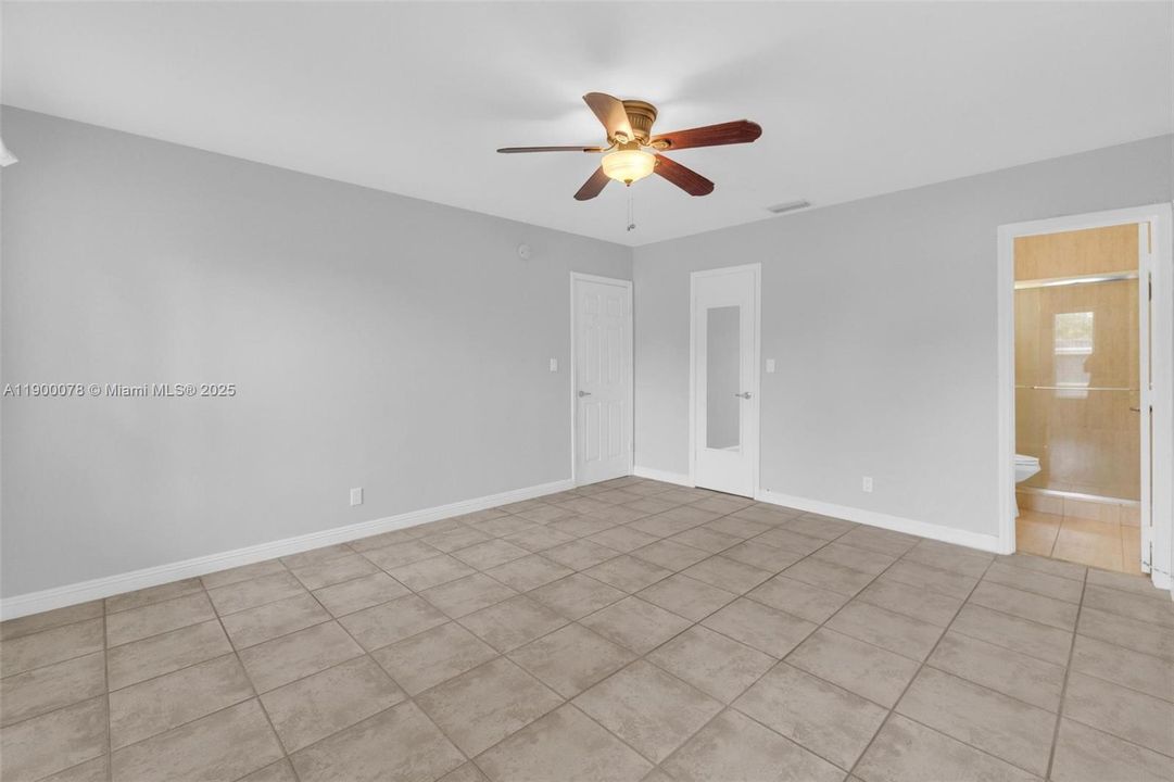 На продажу: $775,000 (3 спален, 2 ванн, 1910 Квадратных фут)