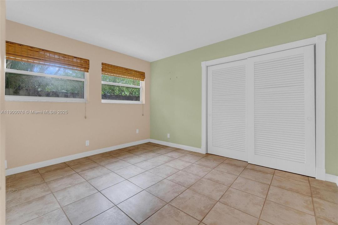 На продажу: $775,000 (3 спален, 2 ванн, 1910 Квадратных фут)