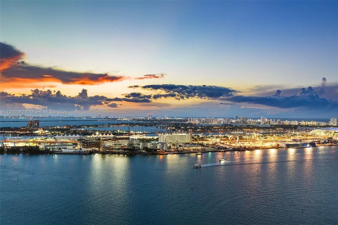 For Rent: $17,000 (4 beds, 5 baths, 3398 Square Feet)