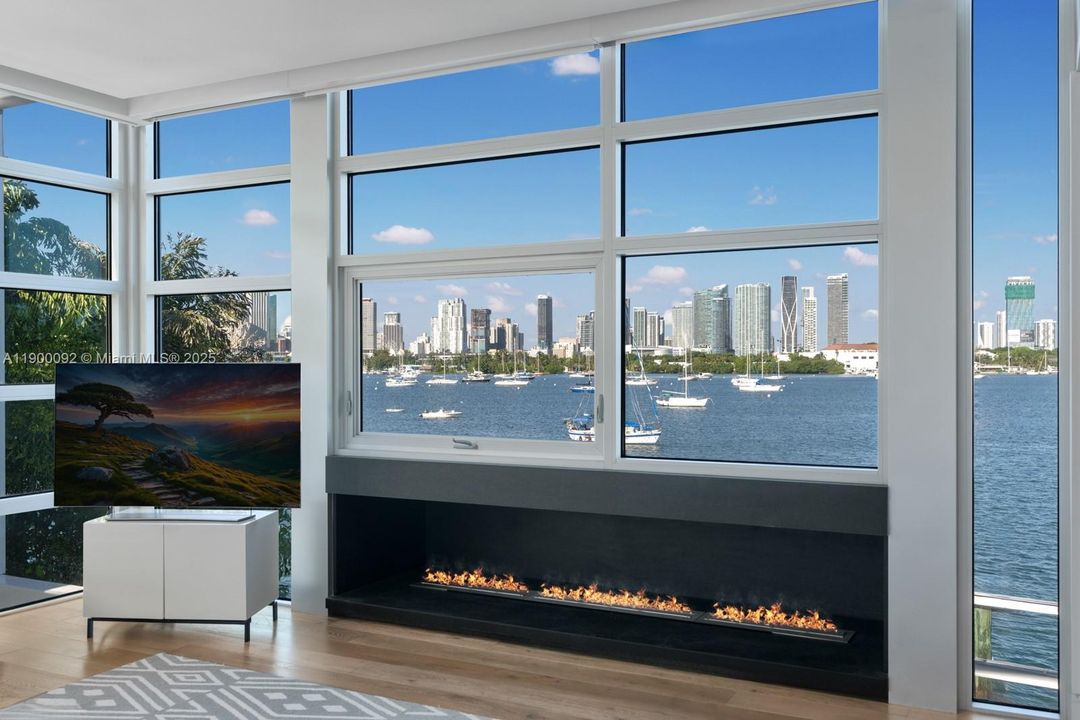 待售: $29,950,000 (6 贝兹, 7 浴室, 5863 平方英尺)