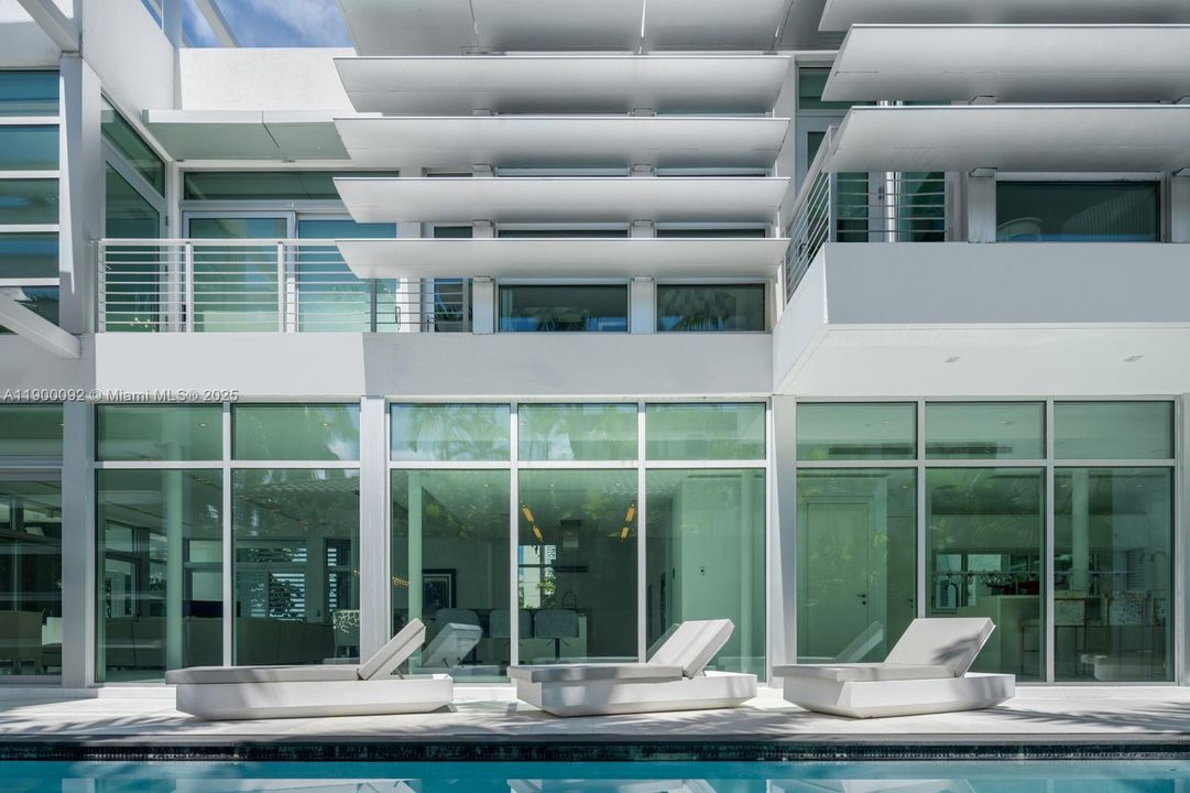 待售: $29,950,000 (6 贝兹, 7 浴室, 5863 平方英尺)