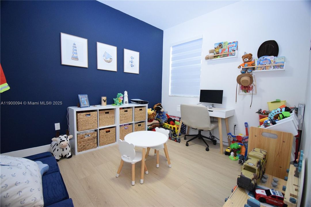 На продажу: $640,000 (3 спален, 2 ванн, 1588 Квадратных фут)