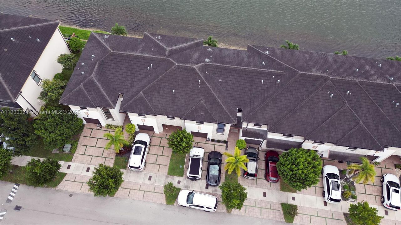 На продажу: $640,000 (3 спален, 2 ванн, 1588 Квадратных фут)