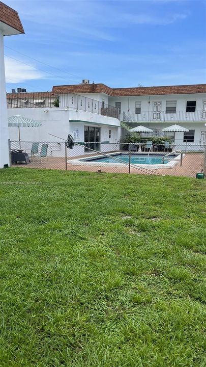 For Rent: $1,400 (1 beds, 1 baths, 576 Square Feet)