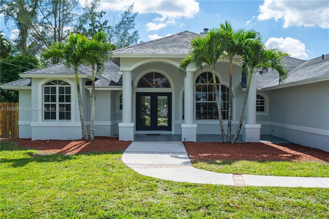 For Rent: $13,500 (8 beds, 5 baths, 3639 Square Feet)