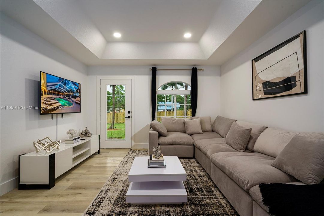 For Rent: $13,500 (8 beds, 5 baths, 3639 Square Feet)