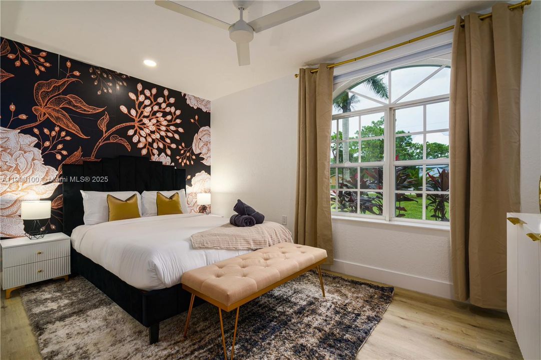 For Rent: $13,500 (8 beds, 5 baths, 3639 Square Feet)