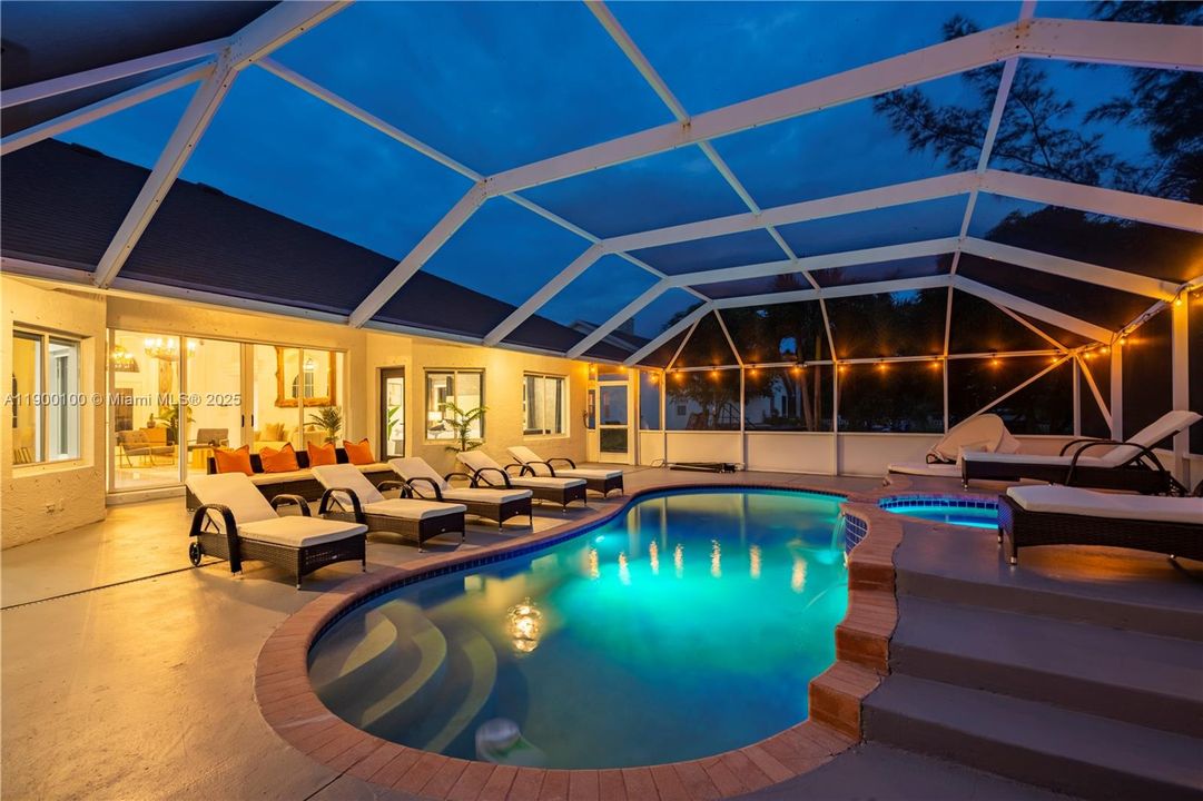 For Rent: $13,500 (8 beds, 5 baths, 3639 Square Feet)