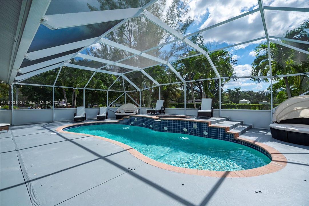 For Rent: $13,500 (8 beds, 5 baths, 3639 Square Feet)