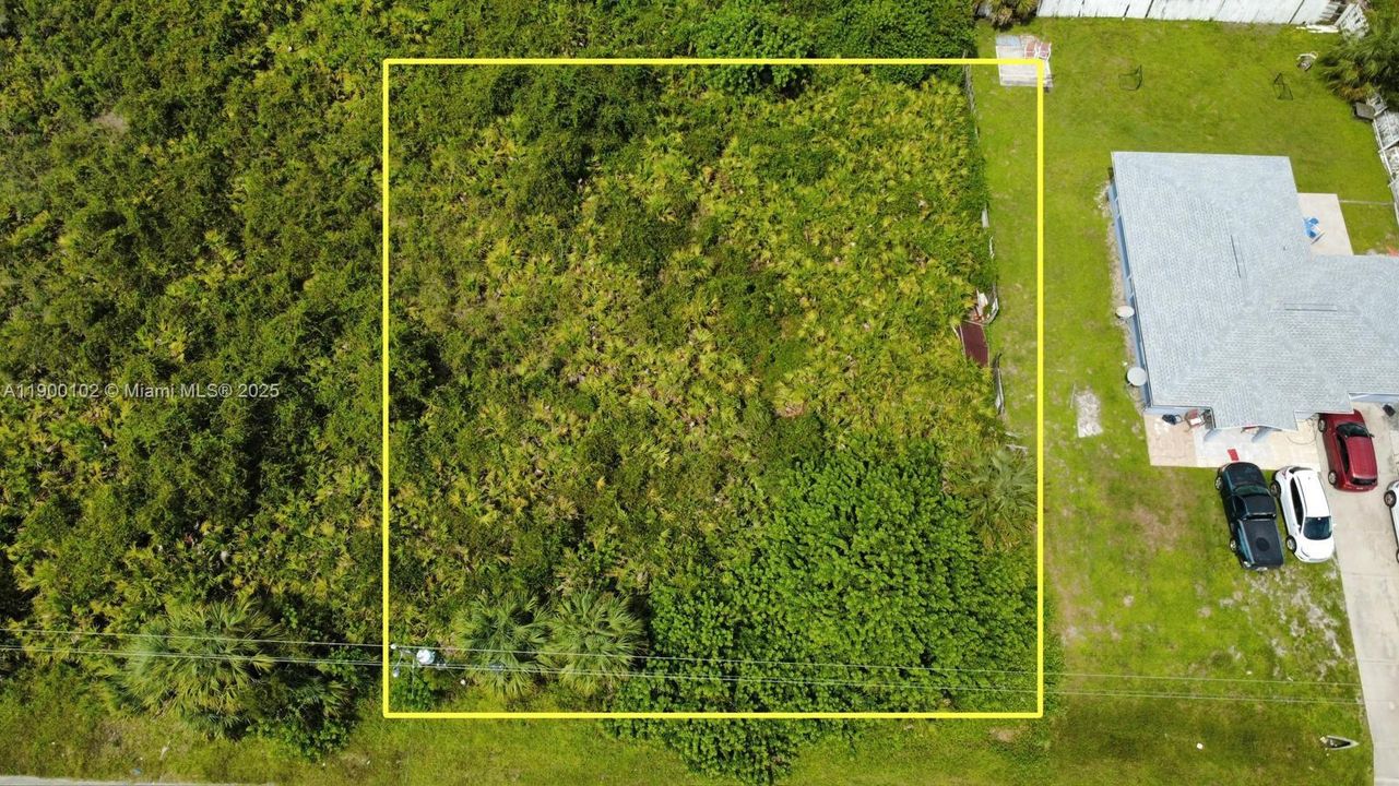 En Venta: $24,900 (10,890.00 acres)