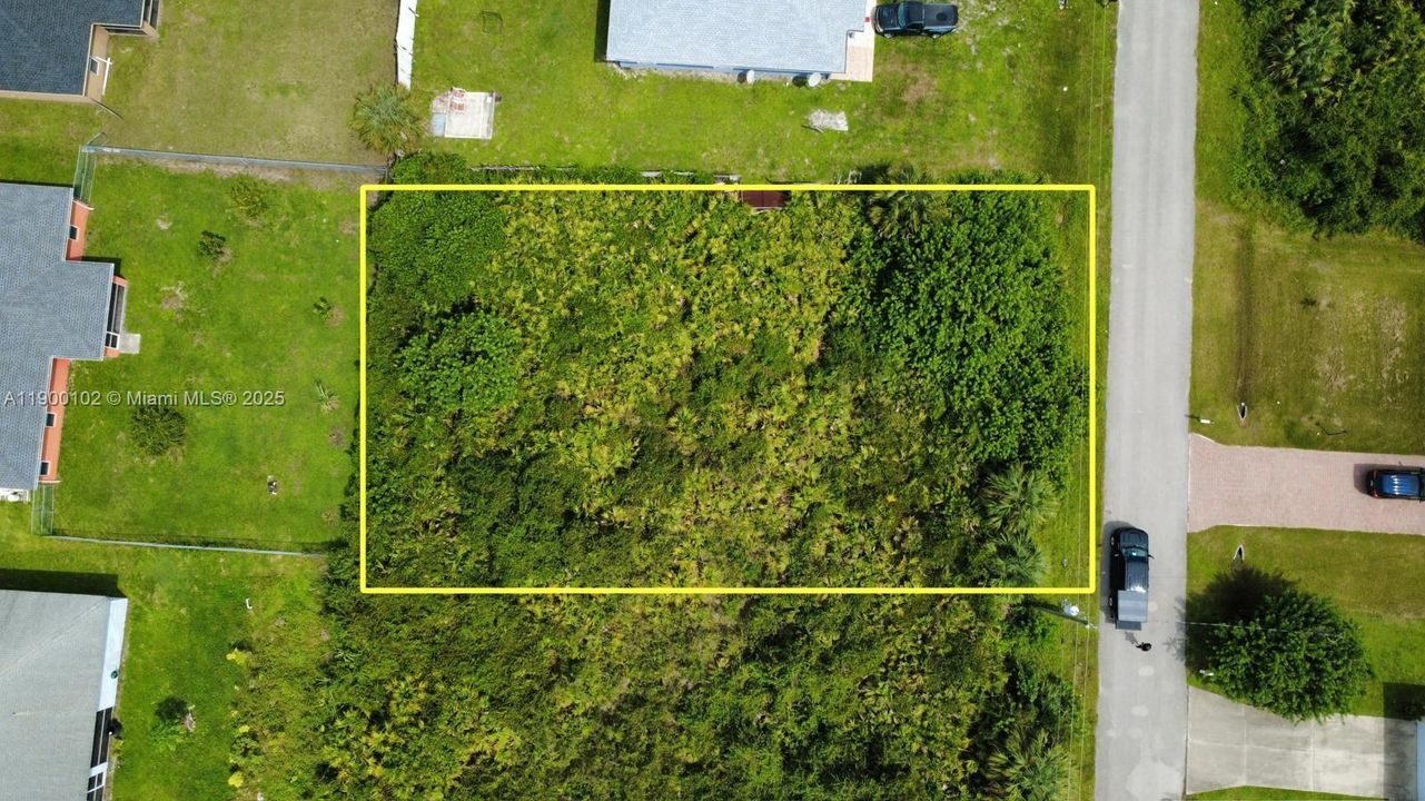 En Venta: $24,900 (10,890.00 acres)