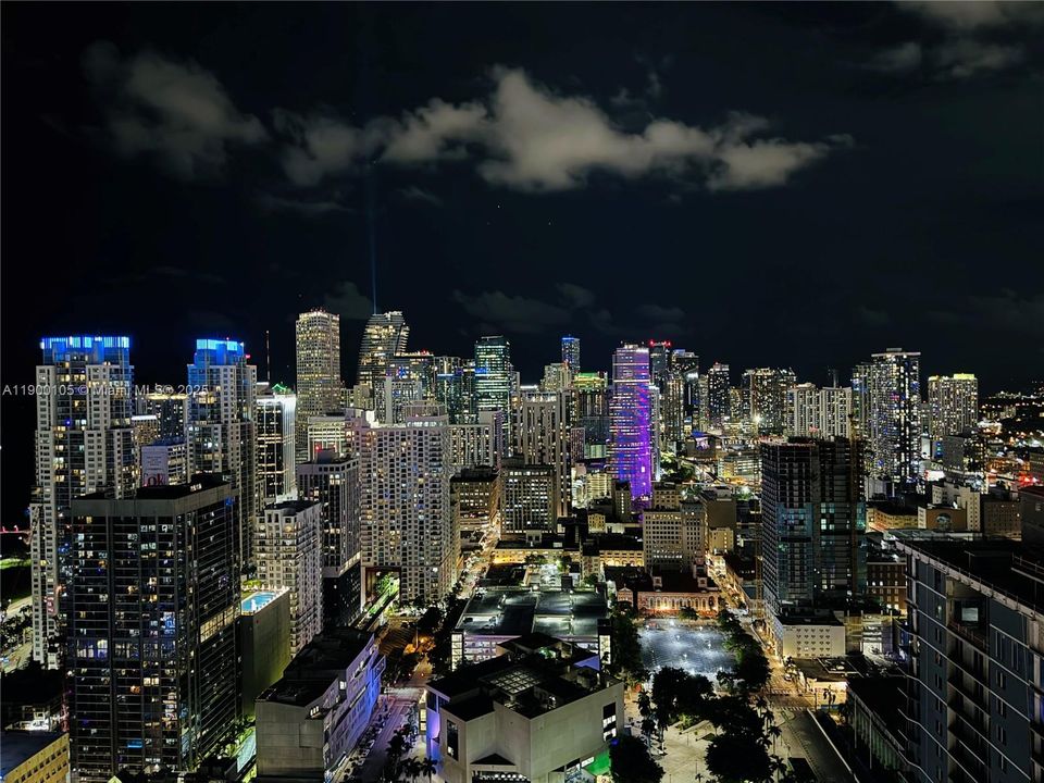 For Sale: $598,900 (1 beds, 1 baths, 540 Square Feet)