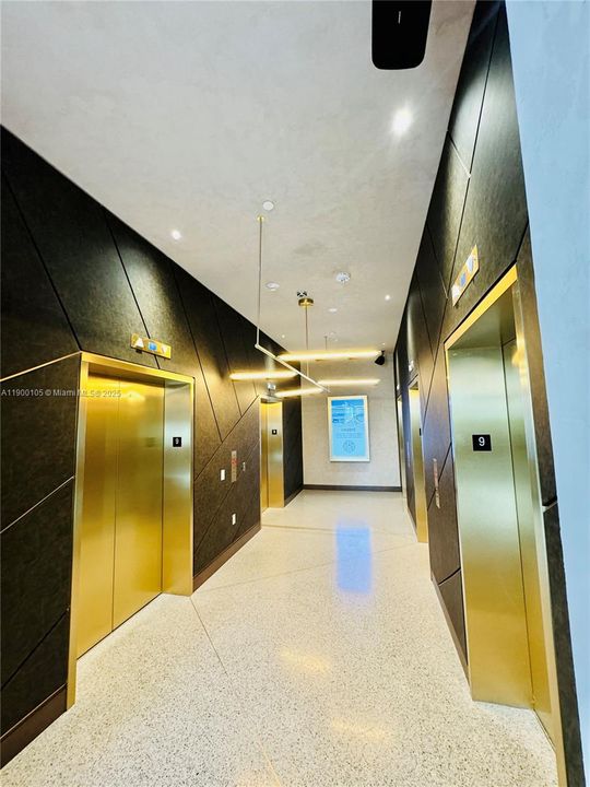 For Sale: $598,900 (1 beds, 1 baths, 540 Square Feet)