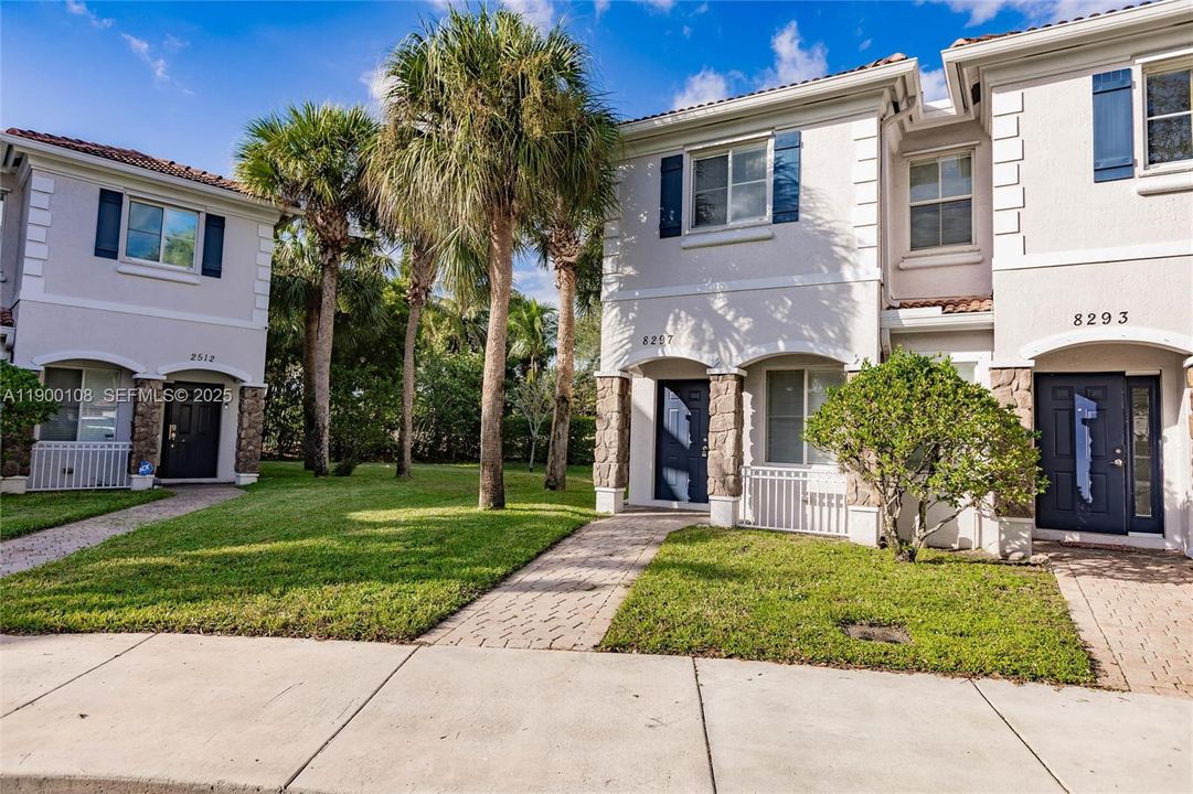 For Sale: $380,000 (3 beds, 2 baths, 1423 Square Feet)