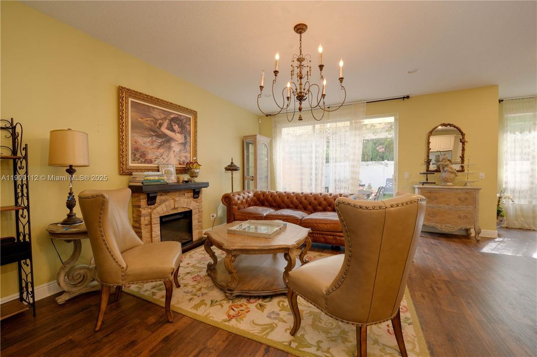 For Sale: $675,000 (3 beds, 2 baths, 2733 Square Feet)