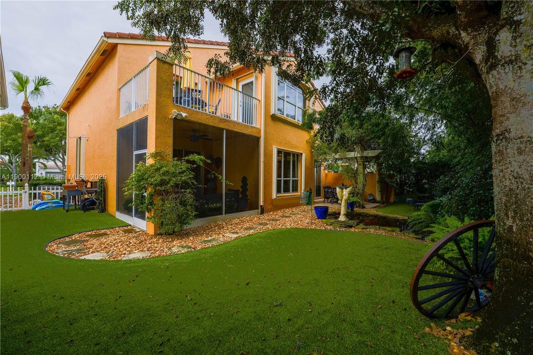 For Sale: $675,000 (3 beds, 2 baths, 2733 Square Feet)