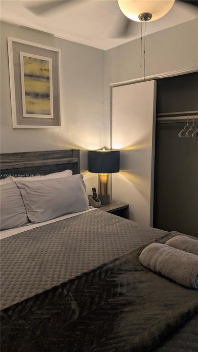 На продажу: $359,000 (2 спален, 1 ванн, 873 Квадратных фут)