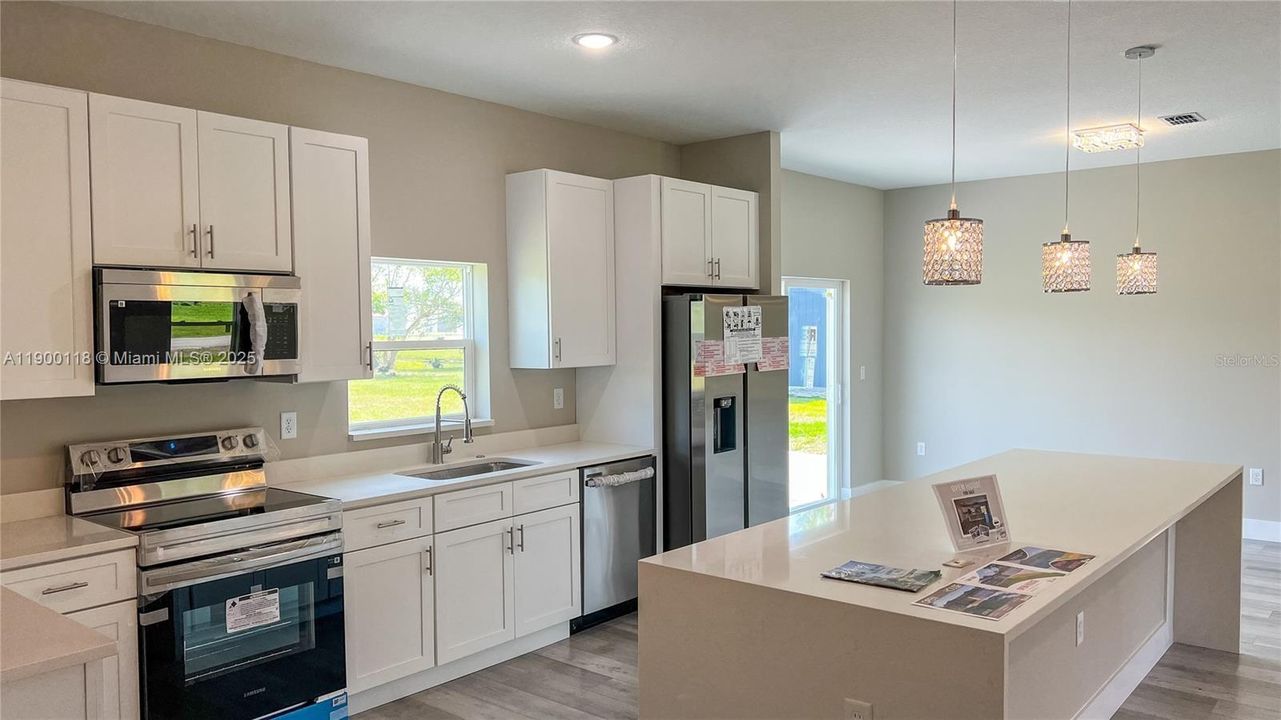 For Rent: $2,800 (3 beds, 2 baths, 0 Square Feet)