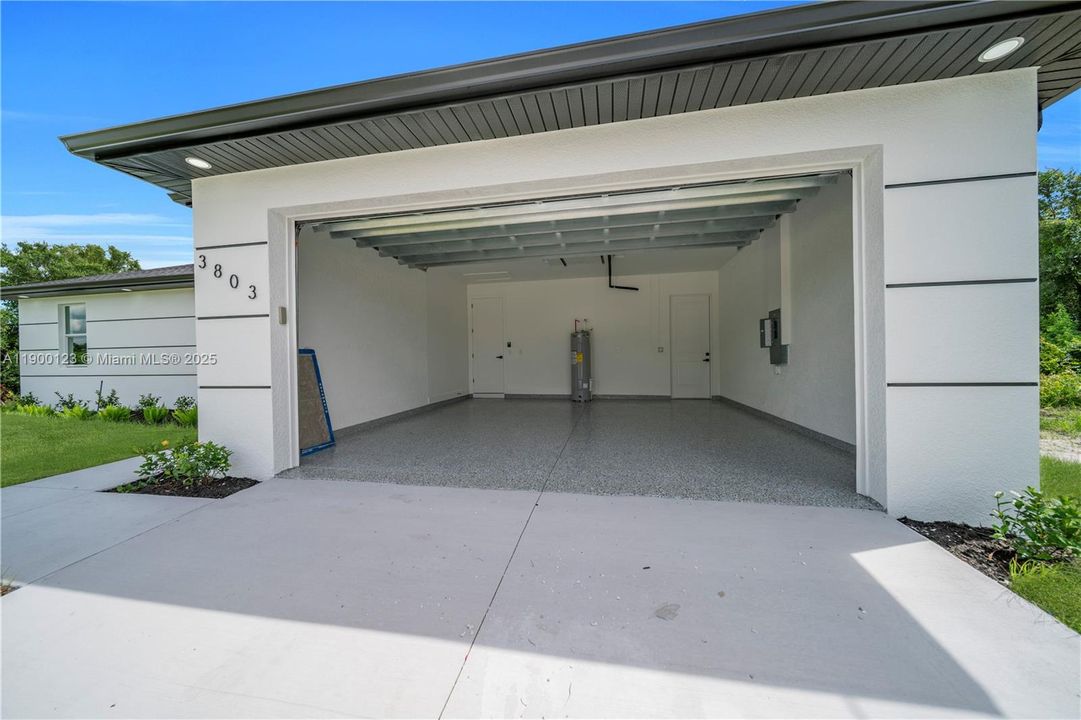 For Sale: $339,900 (3 beds, 2 baths, 1406 Square Feet)