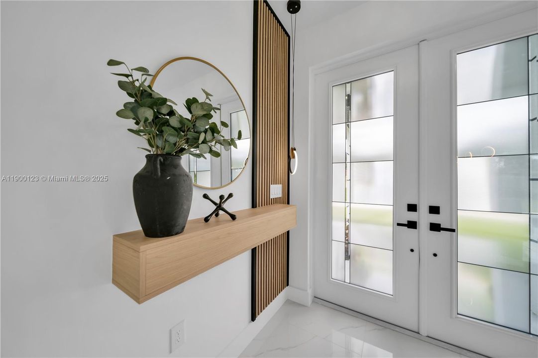 For Sale: $339,900 (3 beds, 2 baths, 1406 Square Feet)