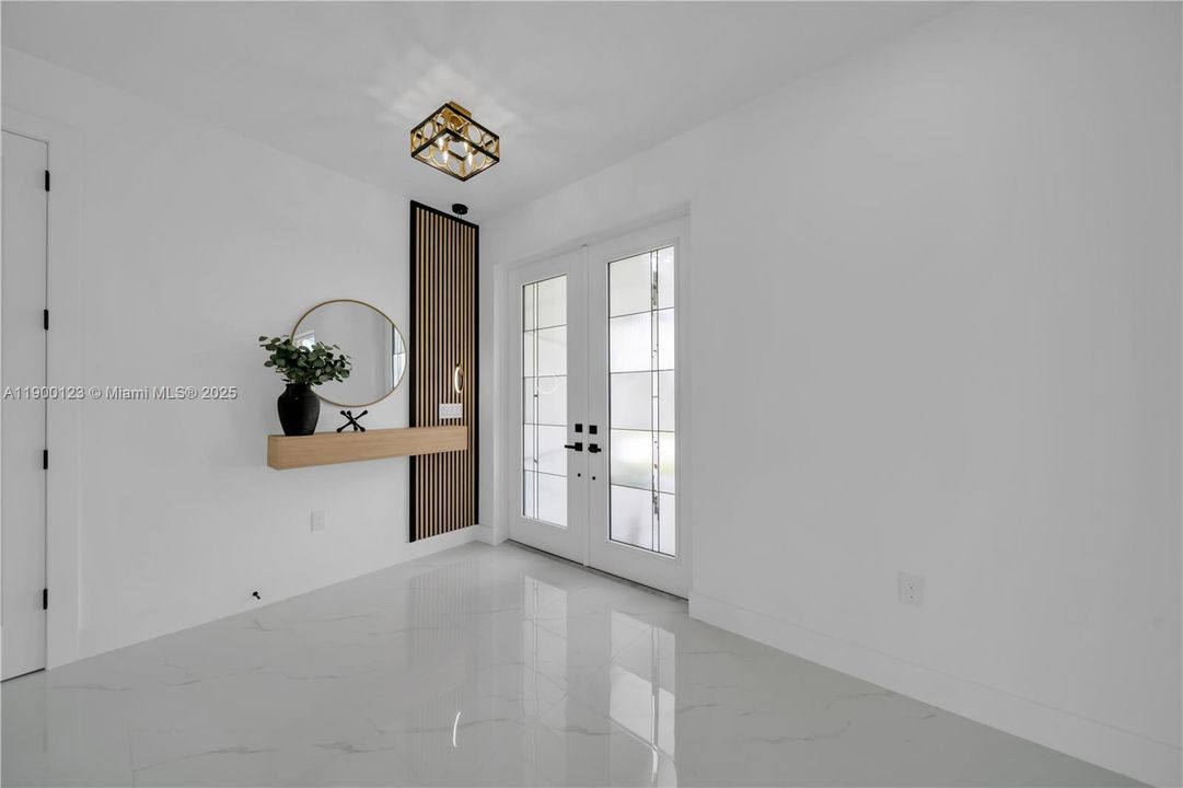 For Sale: $339,900 (3 beds, 2 baths, 1406 Square Feet)