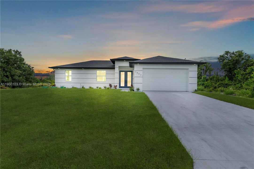 For Sale: $339,900 (3 beds, 2 baths, 1406 Square Feet)