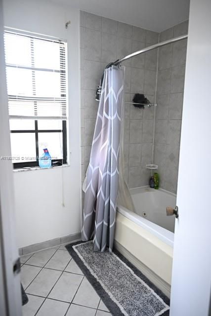 For Sale: $420,000 (3 beds, 3 baths, 1318 Square Feet)