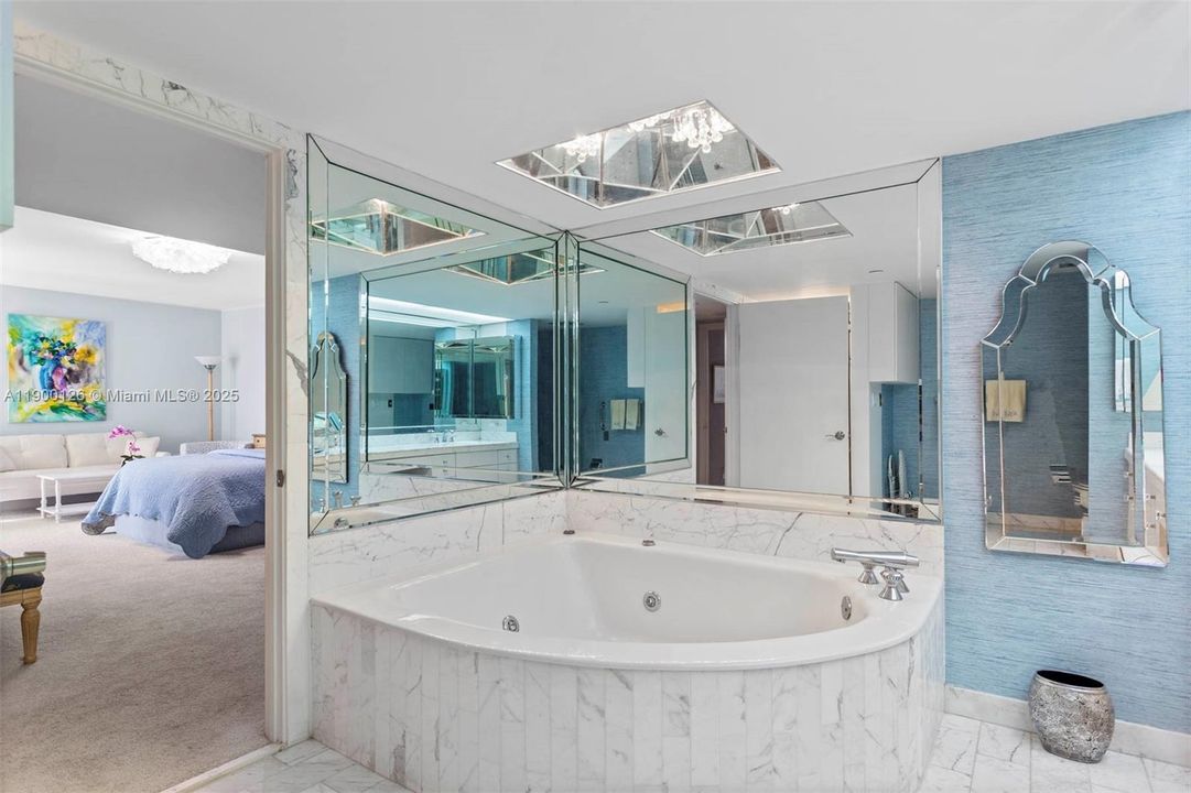 For Sale: $665,000 (2 beds, 2 baths, 1600 Square Feet)